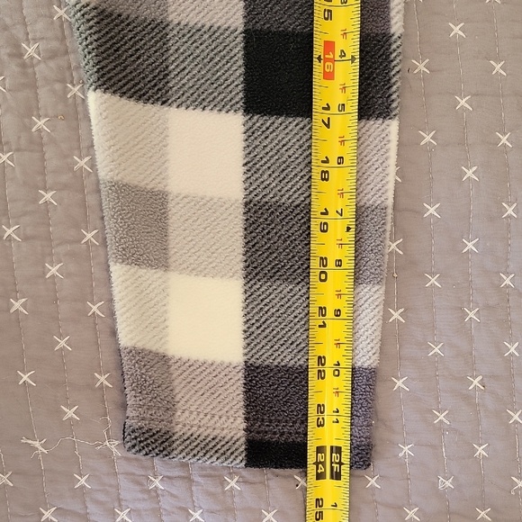 Lands' End Checkered Half-Zip Sweater - Picture 9 of 11